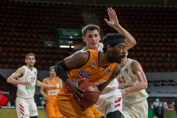 打满整个季 打满整个季