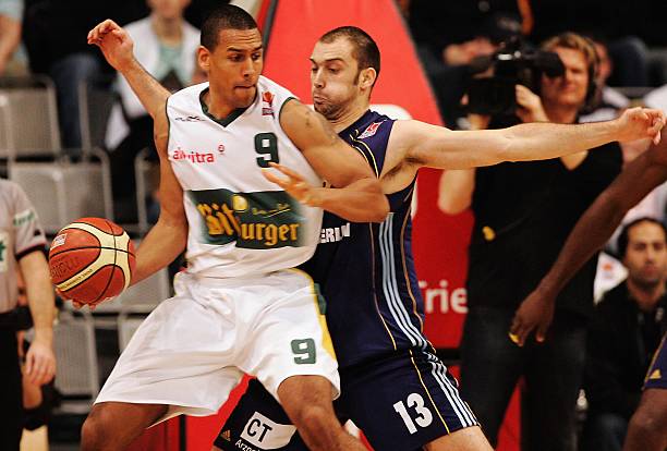 阿莱在冲击 阿莱在冲击